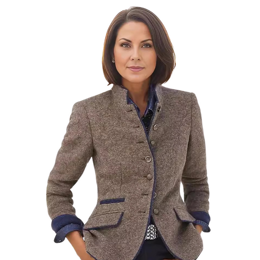 Esra – Elegant kort jasje met zakken