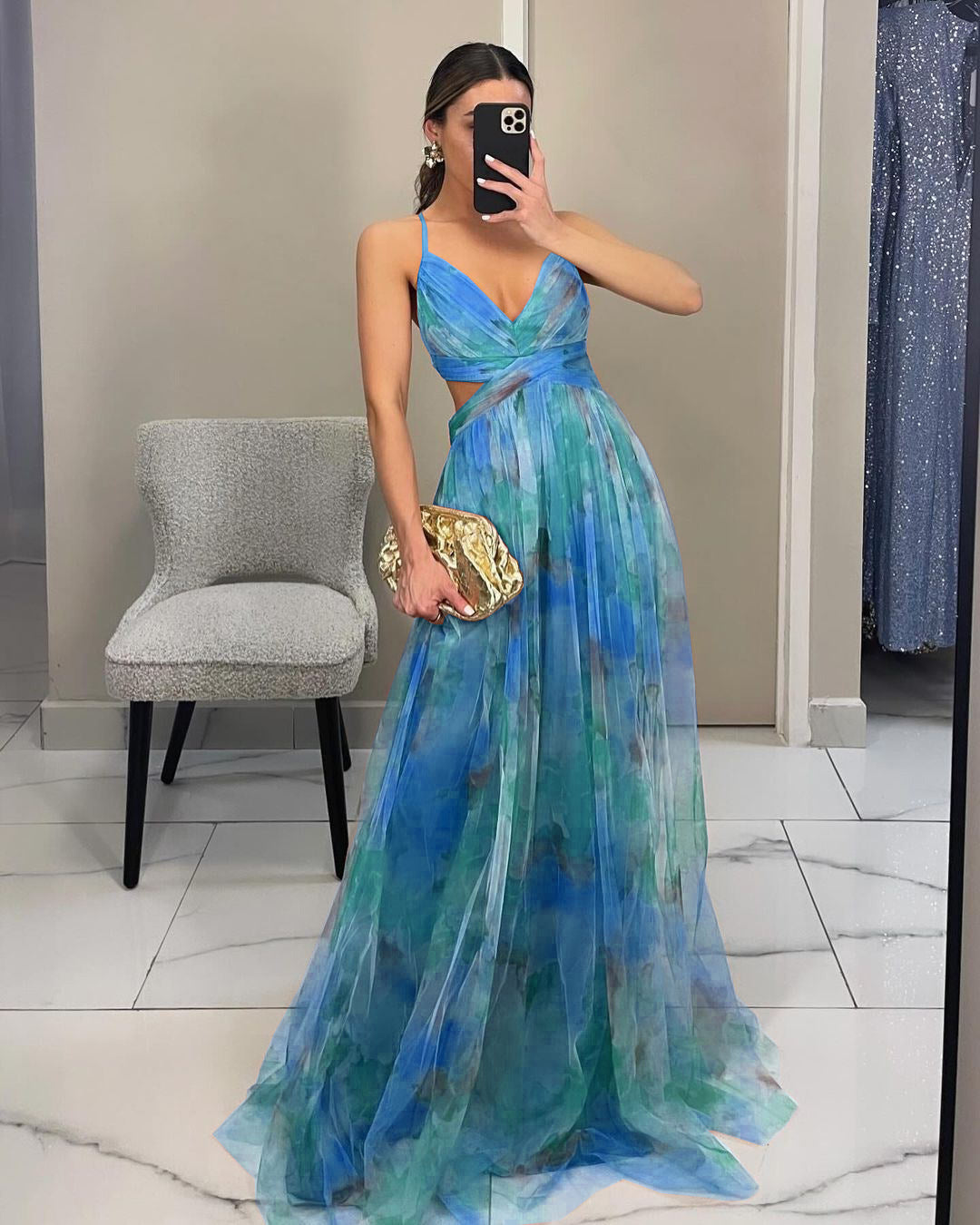 Alina – Elegante Mouwloze Maxi Jurk met Abstracte Print - Selvina